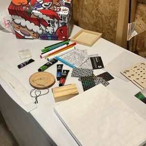 2024 Arteza Advent Calendar 24 Days